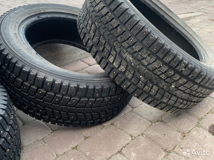 Dunlop SP Winter Ice 01 205/55 R16