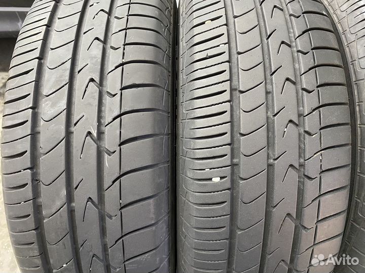 Toyo Tranpath MPZ 215/70 R16