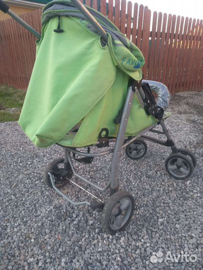 Прогулочная коляска
