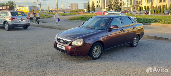 LADA Priora 1.6 МТ, 2011, 307 111 км