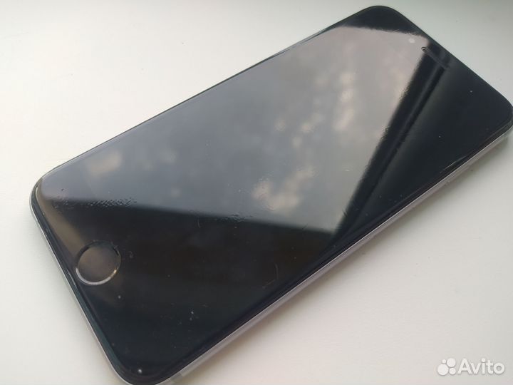 iPhone 6S, 64 ГБ