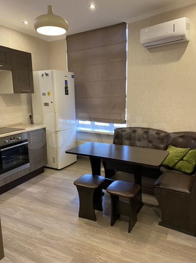 2-к. квартира, 65 м², 9/12 эт.