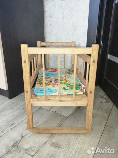 Кроватка для кукол, дерево