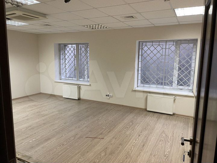 Производство, 300 м²