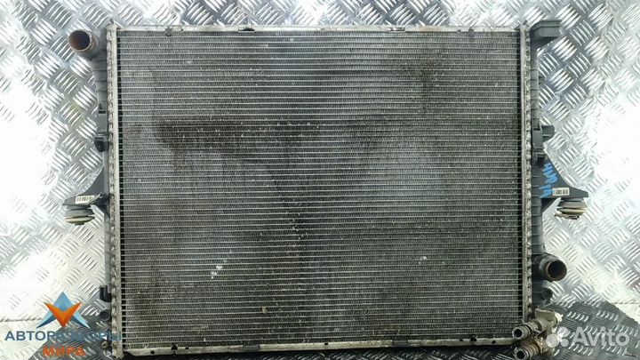 Радиатор (основной) Volkswagen Touareg 2006