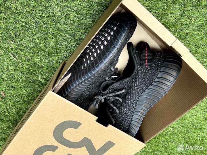 Adidas Yeezy Boost 350 v2 Оригинал -качество