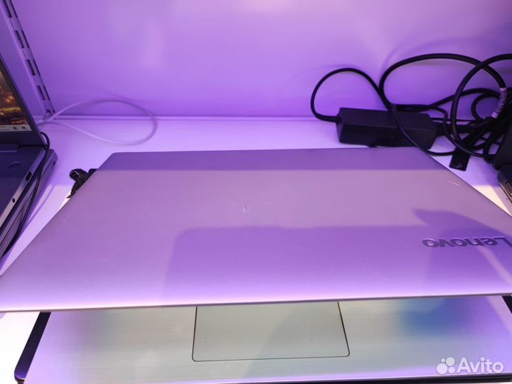 Ноутбук Lenovo 330-14AST 2x1.8/4/500/2