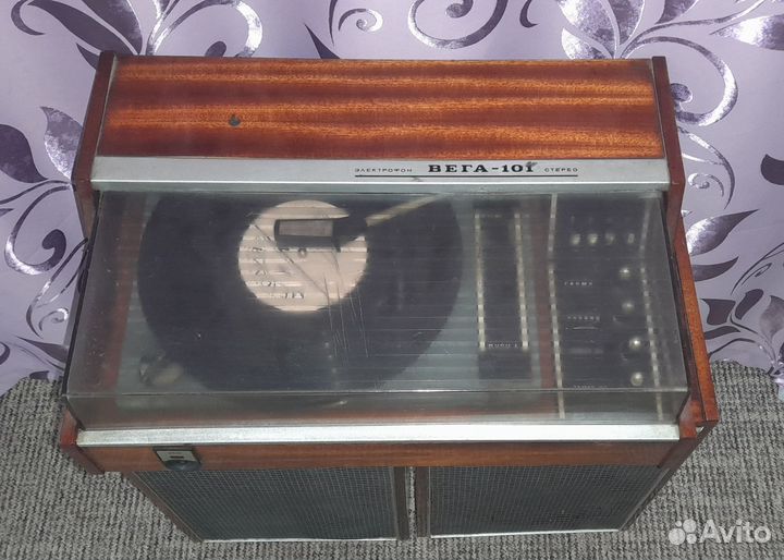 Проигрыватель винила вега 101