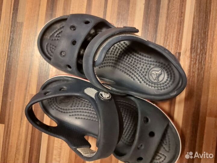 Сандалии crocs c 9