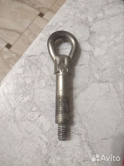 Буксировочный крюк Opel Insigniya