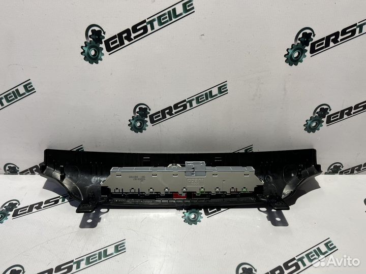 Блок кнопок Iveco Daily 6 35S180 2021