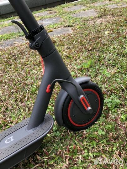 Электросамокат Xiaomi Mijia M365 PRO black