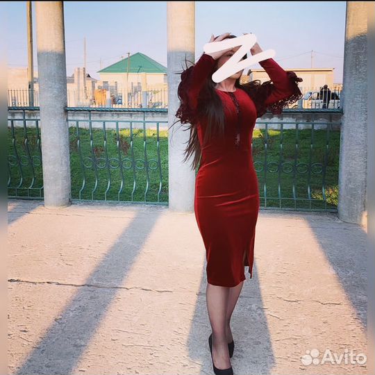 Вечернее платье