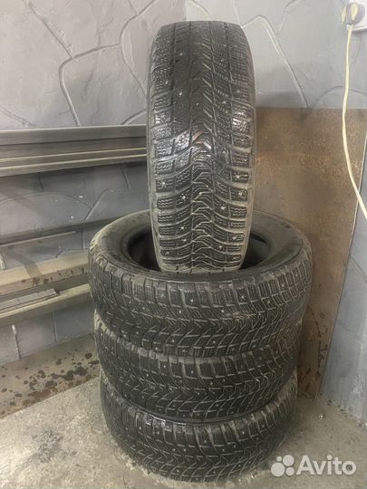 Антрацит.Зима шипы мешлен 195/55/16 протектор 60%+