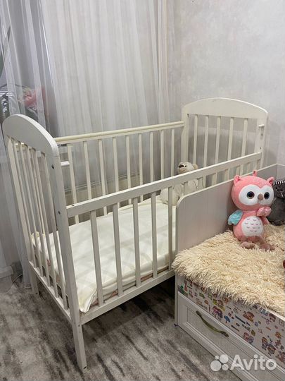 Детская кроватка