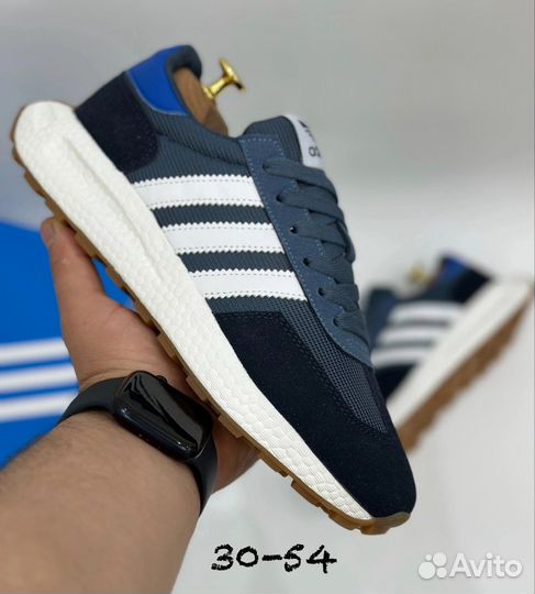 Кроссовки adidas retropy e5