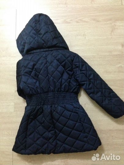 Курточки для девочки с 2-4лет