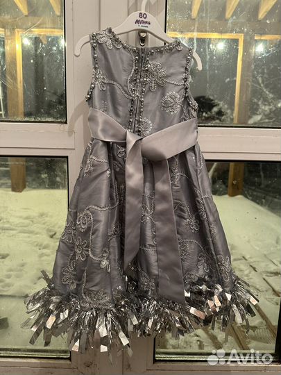 Нарядное платье для девочки 92