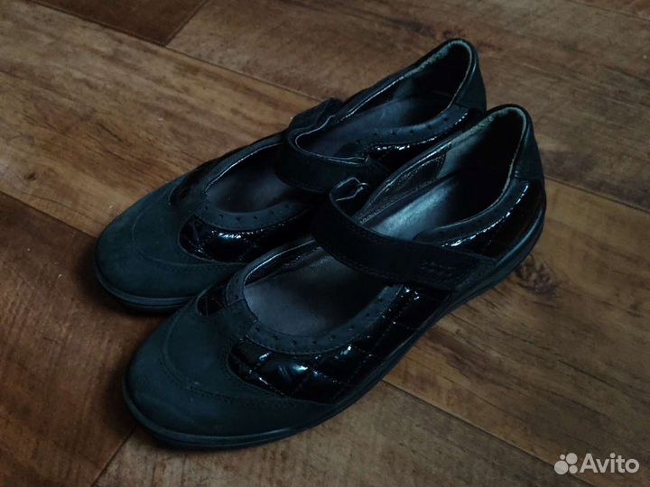 Туфли ecco и оксфорды 37,5 р