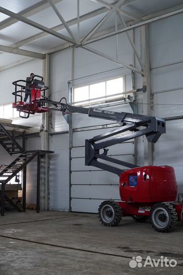 Подъемник коленчатый самоходный Mantall HZ160JRT