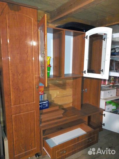 Стенка горка со шкафом в гостинную