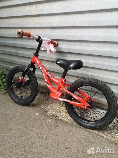 Беговел Novatrack 14