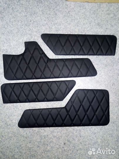 Вставки в дверные карты Нива