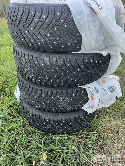 Nokian Tyres Hakkapeliitta 8 185/65 R15 92T