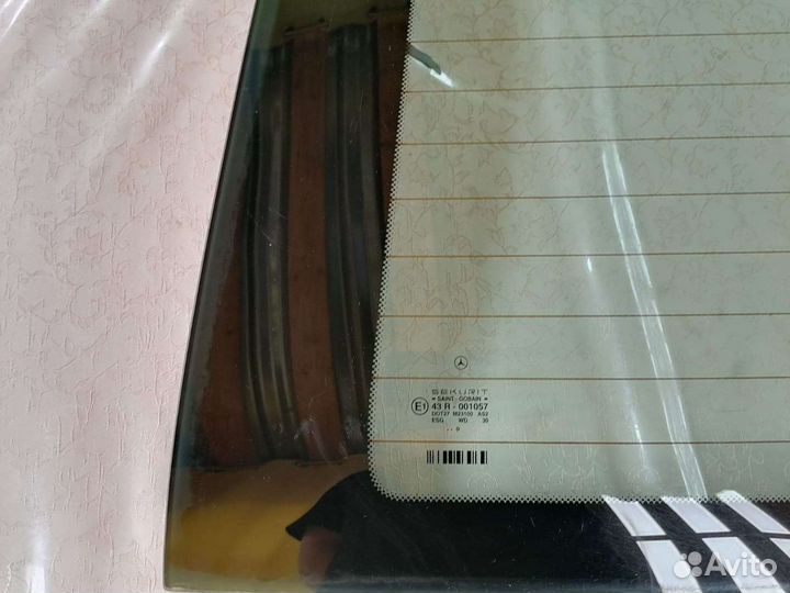 Заднеестекло MercedesE-Class W211 Estate 2002