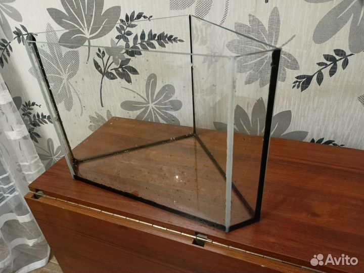 Аквариум с подсветкой