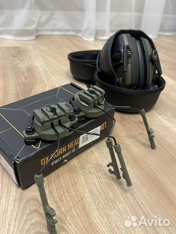 Крепление на шлем для активных наушников