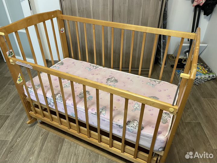 Кровать-качалка детская с ящиком