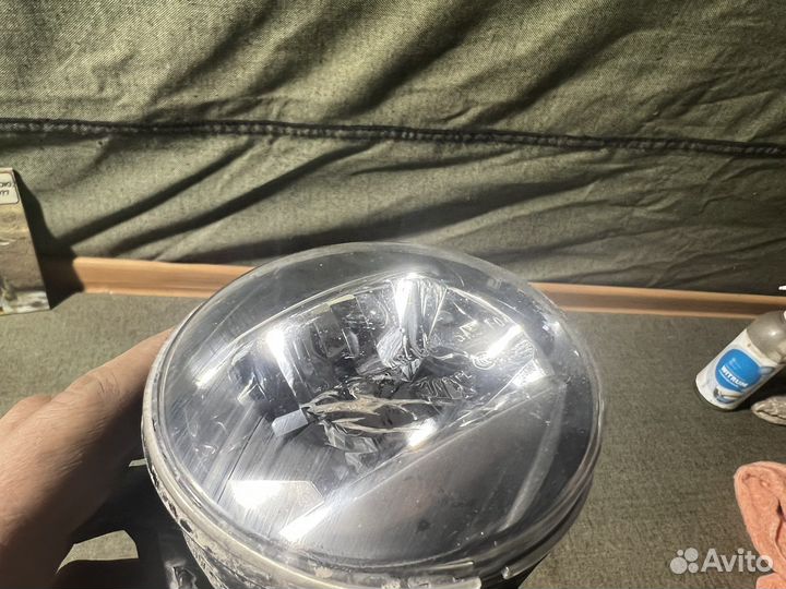 Противотуманная фара Toyota Land Cruiser 200