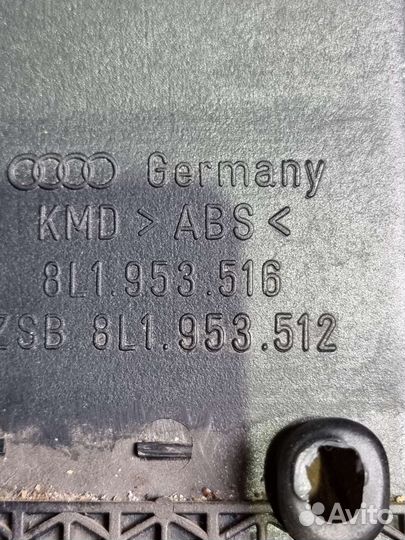 Кожух рулевой колонки Skoda Octavia A4 1U