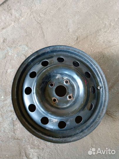 Диск штампованные 15