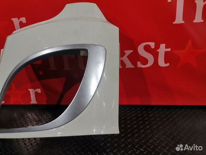 Облицовка фары левой Daf XF106