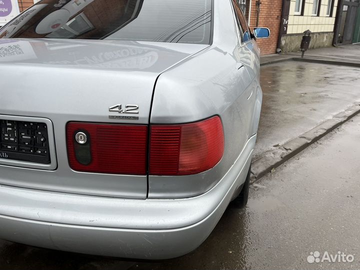 Audi A8 4.2 AT, 1997, 350 000 км