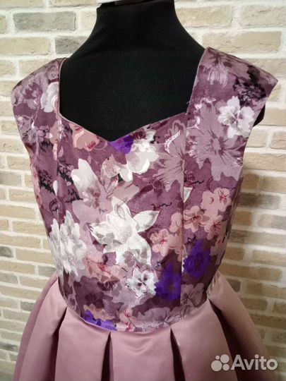 Платье для девочки 128-134