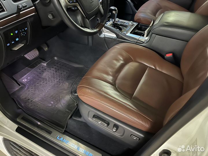 Toyota Land Cruiser 4.6 AT, 2016, 115 000 км