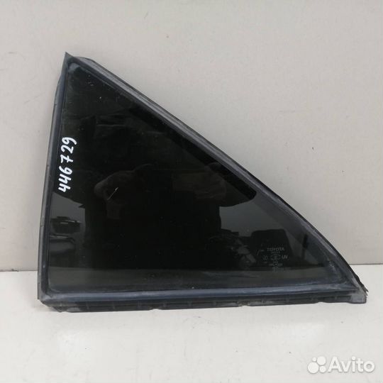 Стекло двери задней левой форточка Toyota Camry V4