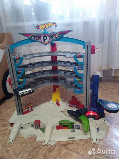 Парковка трек Hot wheels