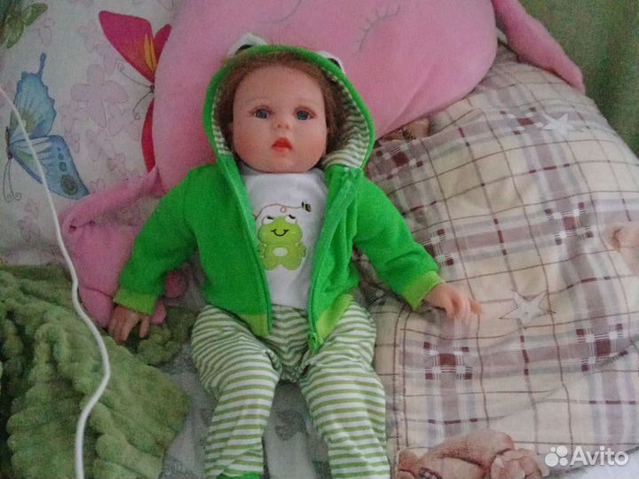 Кукла Реборн девочка с одеждой