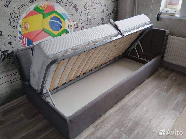 Кровать детская