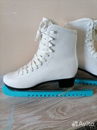 Коньки фигурные