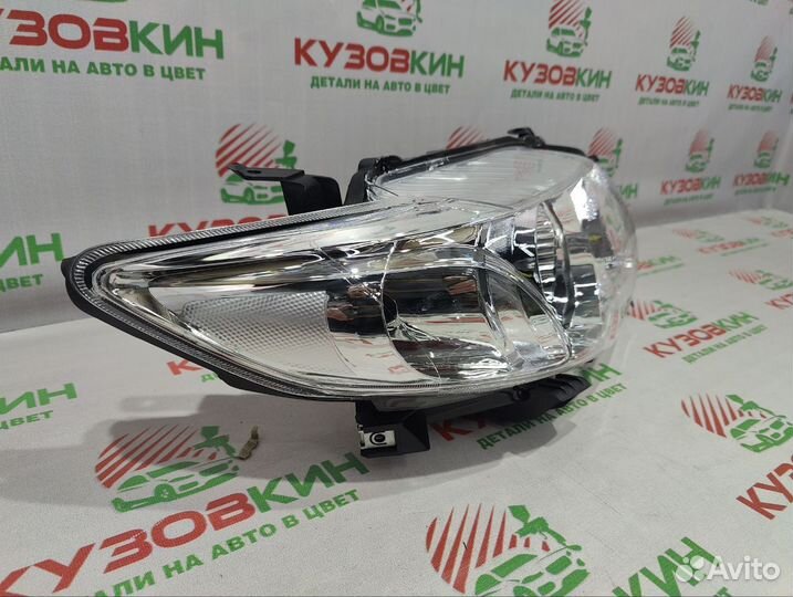 Фара toyota corolla 06-10 RH с электрокорректором