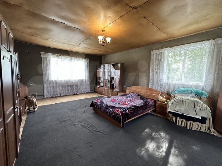 Дом 270 м² на участке 39 сот.