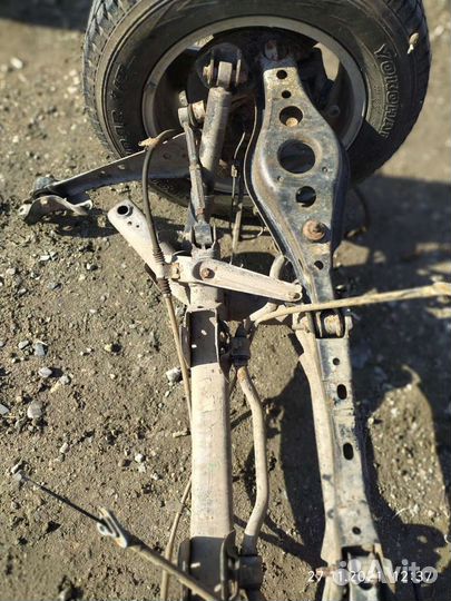 Geely emgrand X7 разбор зад балка