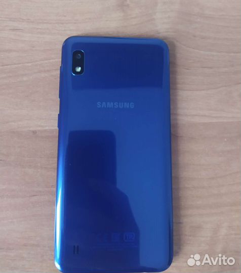 Телефон Samsung а 10