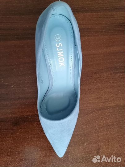 Туфли классические на каблуке