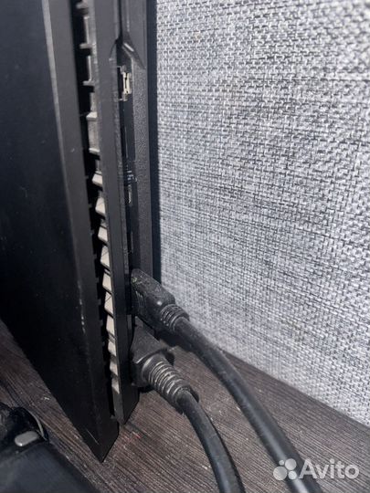 Sony playstation 4 pro 1tb